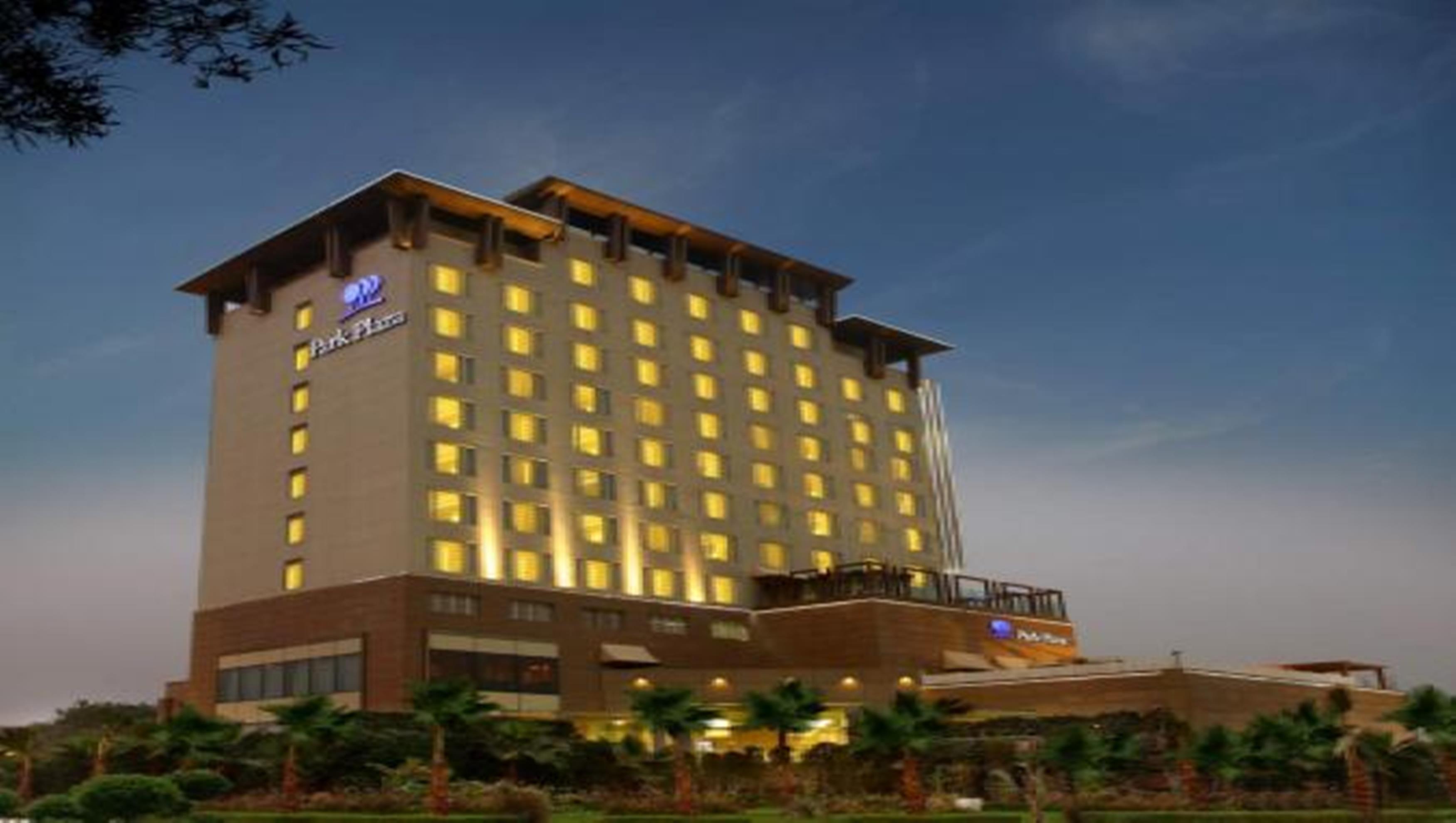 Hotel Park Plaza Shahdara Neu-Delhi Exterior foto