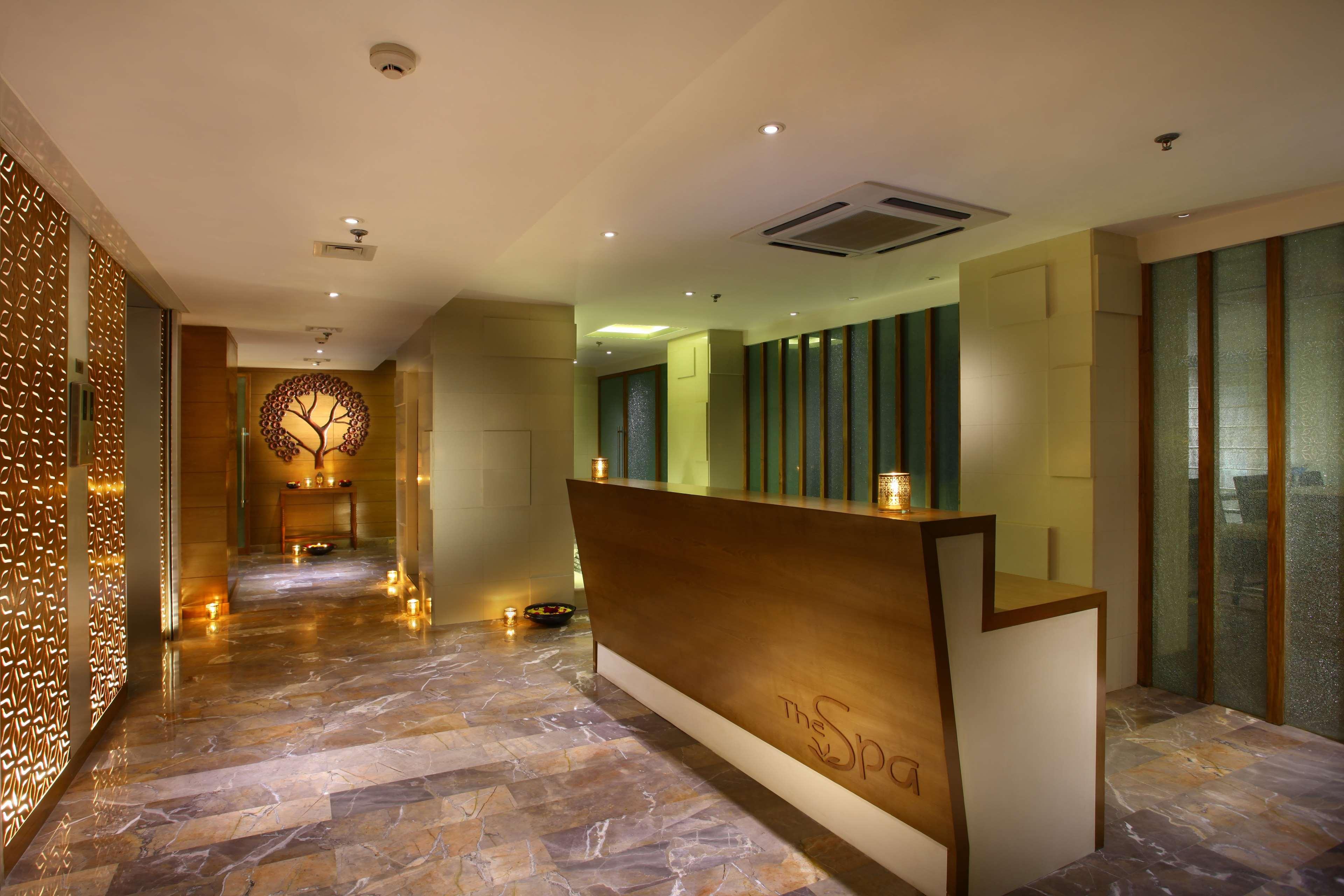 Hotel Park Plaza Shahdara Neu-Delhi Exterior foto